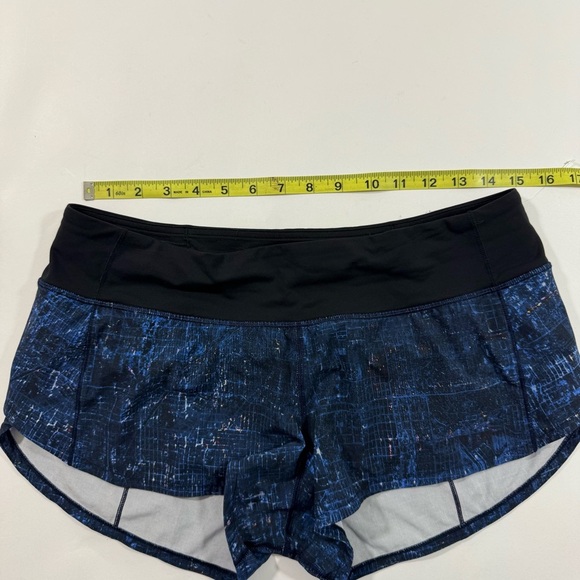 Lululemon Speed Shorts Size 8 City Lights Blue Black - Picture 7 of 8